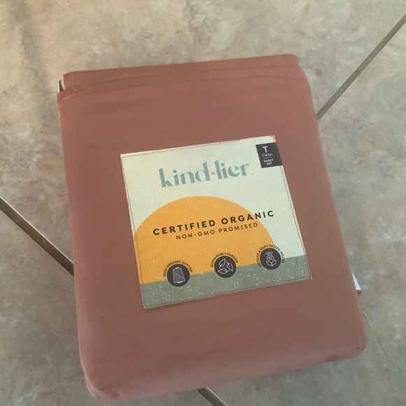 Target Bedding Kindlier Sheet Set From Target 0 Percent Organic Cotton New Twin Poshmark